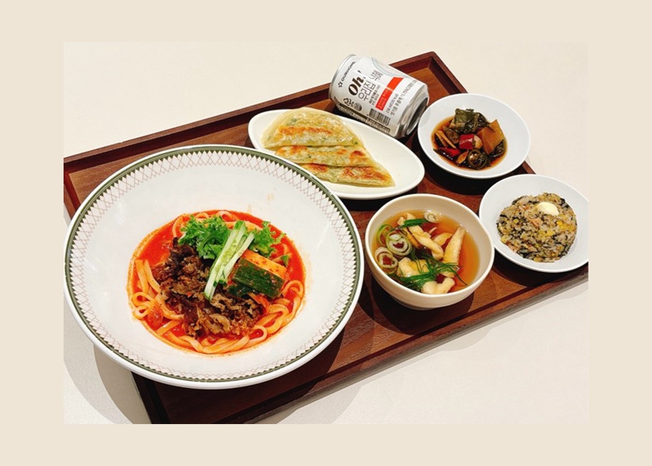 [아워홈오피스]우삼겹칼비빔면