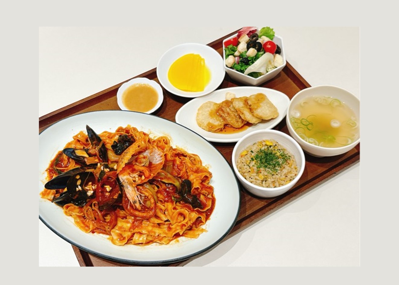 [아워홈오피스]마라해물도삭면